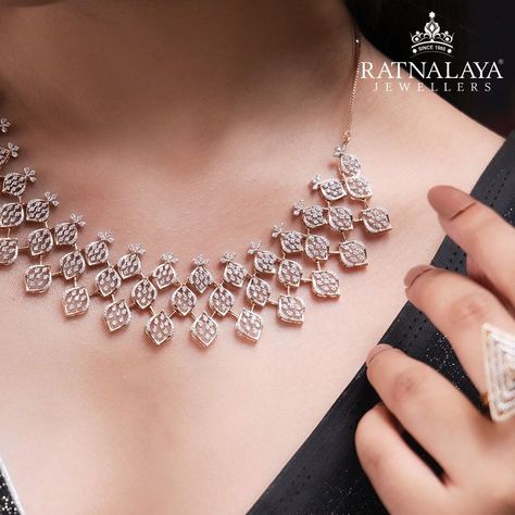 Experience the allure of the diamonds, From stunning engagement rings to elegant necklaces and earrings, each piece is crafted to showcase the diamond’s classic beauty and brilliance. Visit our store at Hathwa Market | Kankarbagh or browse www.ratnalayajewels.com or download our App from Play Store For more information, call us at - 9155566444 for Hathwa Market | 72099 98899 for Kankarbagh. Small Diamond Necklace, Fashion Jewelry Necklaces Gold, Stunning Engagement Rings, Diamond Necklace Indian, Cz Jewellery, Jadau Jewellery, Western Necklace, Choker Necklace Designs, Diamond Bracelet Design