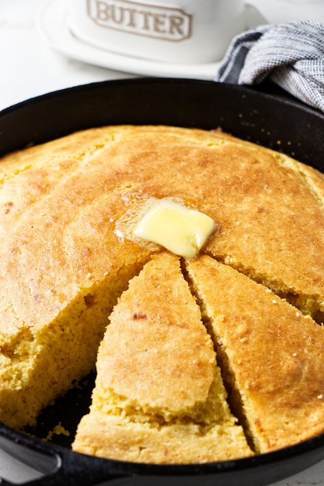 Cornbread Recipe Savory, Best Savory Cornbread Recipe, Cornbread With Sour Cream, Sour Cream Cornbread Recipe, Butter For Cornbread, Cornbread With Sour Cream Recipe, Cornbread With Honey Butter, Cornbread Butter, Savory Cornbread Recipe