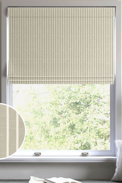 Roller shades Neutral Roman Blinds, Roller Shades Kitchen, Kitchen Blinds Above Sink, Kitchen Blinds Ideas, Roller Shades Living Room, Natural Roman Blinds, Roman Blinds Bedroom, Roman Blinds Living Room, Natural Blinds