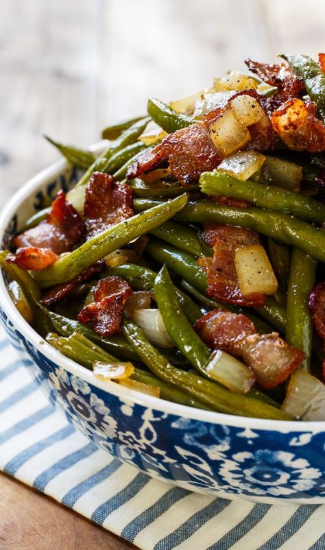 Sweet and Sour Green Beans with lots of bacon and onions. Sweet And Sour Green Beans, Green Beans Bacon, Green Beans And Bacon, Beans And Bacon, Potluck Side Dishes, Green Beans With Bacon, Potluck Dishes, Green Bean Recipes, Green Bean Casserole