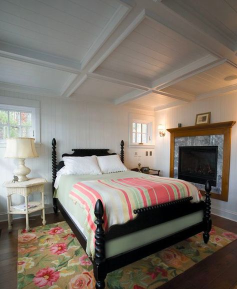 dimensions for coffered ceiling. Scale is key. This cottage bedroom’s 8-foot ceiling has 5½-inch tongue and groove boards and 5-inch-deep beams that are integrated with the crown molding. Coffered Ceiling Bedroom, 8 Foot Ceilings, Dark Stained Wood Floors, Cottage Style Bedrooms, Villa Tugendhat, Cottage Style Bedroom, Bedroom Traditional, Ceiling Treatments, Cottage Bedroom