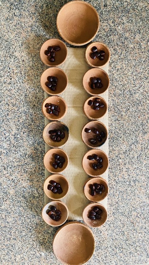 Diy Mancala Game, Congkak Art, Pallanguzhi Game, Mancala Board Diy, Congkak Traditional, Diy Mancala Board, Mancala Board, Pottery Games, Mancala Game