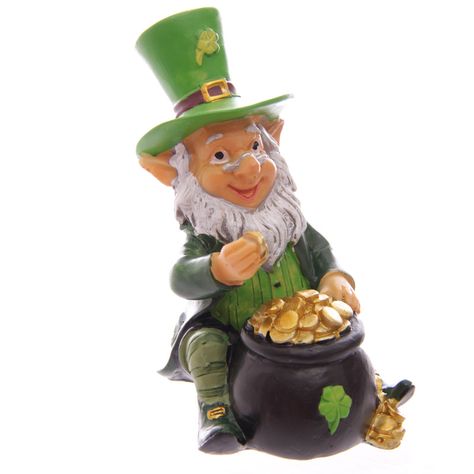 leprechaun statue | Lucky Leprechaun Figures 9 - 11cm Festival Of Tables, Lucky Leprechaun, Irish Garden, Fondant Figures Tutorial, Irish Blessings, Irish Eyes Are Smiling, Fairy Furniture, Polymer Clay Figures, St Patrick's Day Decorations