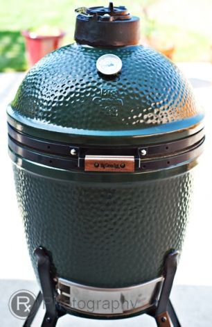 Big green egg cooker! Big Green Egg Ribs, Green Egg Ribs, Green Egg Accessories, Big Green Egg Accessories, Chicken Under A Brick, Egg Accessories, Skillet Food, Pepper Skillet, Green Egg Bbq