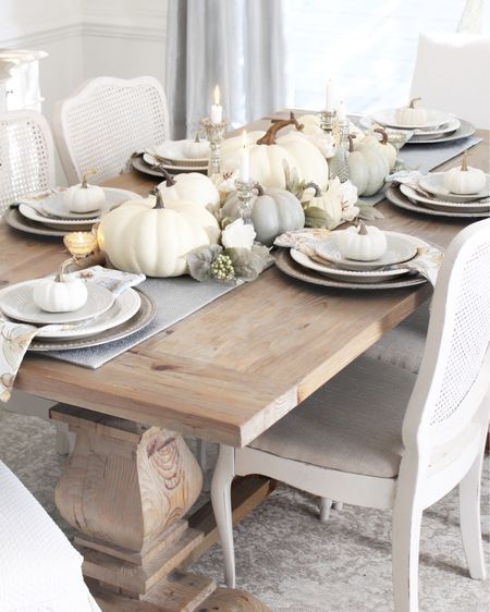 Thanksgiving Table Gifts, Thanksgiving Table Settings Dollar Store, Thanksgiving Table Settings Rustic, Thanksgiving Table Settings Diy, Fall Dining Table Decor, Fall Dining Table, Autumn Dining, Fall Accents, Fall Thanksgiving Decor