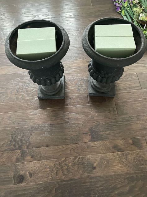 Urn Fillers Front Porches, Easter Urns Front Porches, Diy Urn Flower Arrangement, Fall Urn Filler, Holiday Dining Table Decor, Porch Urns, Fall Urn, Green Siding, Front Door Planters