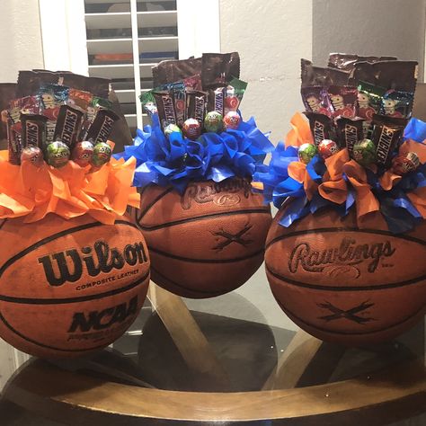 Basketball Bouquets Gifts, Basketball Themed Gift Baskets, Basketball Candy Bouquet, Basketball Gifts Baskets For Boyfriend, Basketball Theme Valentine Boxes, Basketball Valentines Gifts, Basketball Senior Night Gifts Baskets, Basketball Bouquet, Basketball Valentines Ideas