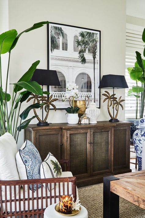 Tropical British Colonial Interiors, Styling Shelf, Earthy Interior, Safari House, Tropical Dining Room, Tropical British Colonial, Colonial Style Interior, Home Ideas Kitchen, Singapore Style