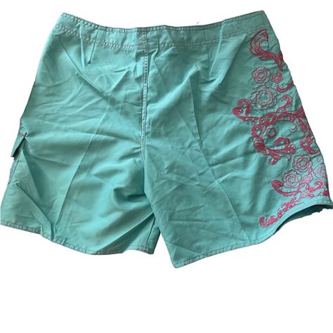 Nwt Panama Jack Ladies Shorts Embroidery Detail On Right Leg Pocket On Left Aqua And Fuchsia 17” Waist 16 1/2” Length Jnco Shorts, Shorts Embroidery, Outfits 2000s, Ladies Shorts, Bathing Suit Shorts, 2000s Clothes, Gyaru Fashion, Denim Midi Skirt, Swaggy Outfits