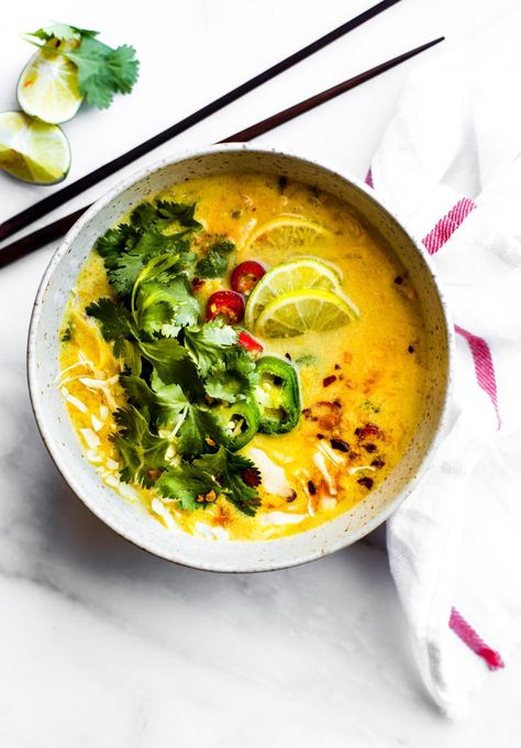 Easy Thai coconut soup with coconut milk and cabbage. This nourishing Thai soup is quick to make with simple ingredients. Low Carb, Paleo & Vegan friendly. Recipes With Coconut Milk, Thai Soup Recipes Coconut, Immunity Soup, Recipes With Coconut, Thai Soup Recipes, Coconut Soup Recipes, Milk Soup, Healing Soup, Thai Coconut Soup