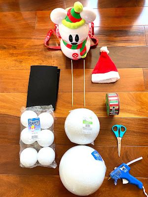 Diy Mickey Snowman, Disney Christmas At Home, Disney Holiday Crafts, Mickey Mouse Christmas Crafts, Disney Christmas Centerpieces Diy, Diy Disney Christmas Village, Disney Christmas Table Decorations, Minnie Mouse Christmas Decorations, Diy Christmas Ornaments Dollar Tree