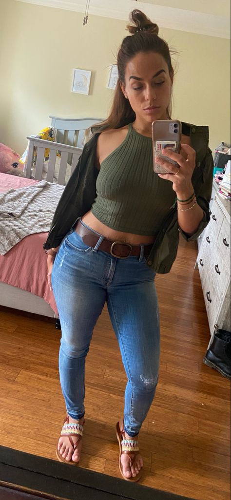 Army green ribbed cropped tank top, jeans, sandals, bomber jacket Jeans Sandals, Top Jeans, Cropped Tank Top, Crop Tank, Army Green, Outfit Of The Day, Capri Pants, Bomber Jacket, Fashion Inspo