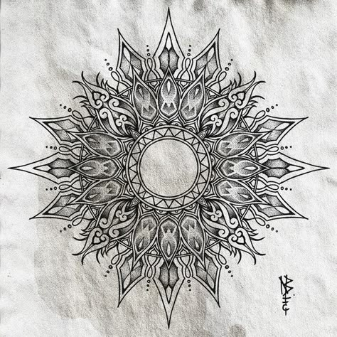 mandala Mandala Sun Tattoo, Lotusblume Tattoo, Elbow Tattoos, Geometric Sleeve, Sun Tattoos, Trendy Tattoo, Mandala Tattoo Design, Knee Tattoo, Feather Tattoos