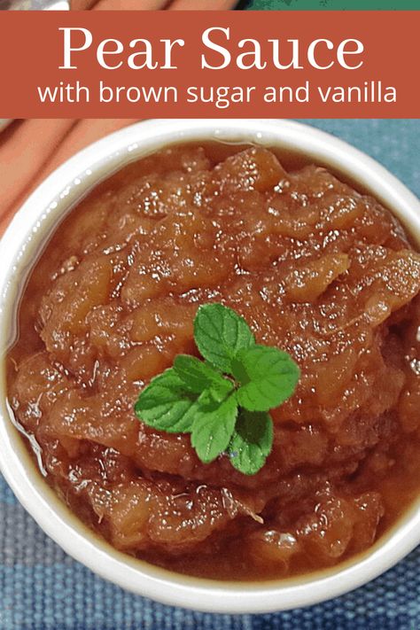 Pear Sauce Recipe Crock Pot, Pear Applesauce Crockpot, Crock Pot Pear Sauce, Pear Sauce Recipe Canning, Crockpot Pear Recipes, Recipes Using Fresh Pears, Recipes Using Pears, Pear Treats, Fresh Pears What To Do With