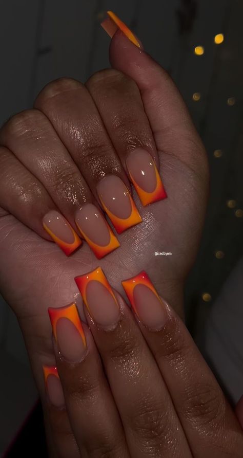 Orange Nails Ideas Fall, Orange Short Nails, Nails For College, College Nails, Orange Acrylic Nails, Orange Nail Designs, Colored Acrylic Nails, Girly Acrylic Nails, Work Nails