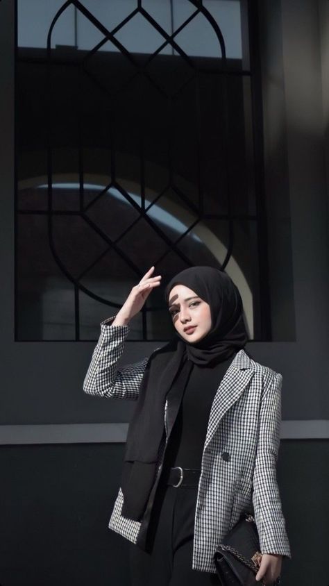 Korean Style Hijab, Muslim Fashion Hijab Outfits, Hijab Style Casual, Hijabi Fashion Casual, Fashion Top Outfits, Muslim Fashion Hijab, Casual Hijab Outfit, Hijabi Outfits Casual, Muslim Fashion Dress