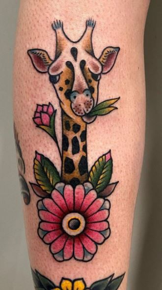 Giraffe Tattoo Color, American Traditional Giraffe Tattoo, Traditional Giraffe Tattoo, Abstract Giraffe Tattoo, Traditional Animal Tattoo, Giraffe Tattoo, Dumbest Tattoos, Flamingo Tattoo, Traditional Style Tattoo