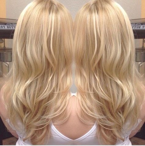 Popelavá Blond, Trends Fall 2023, Golden Blonde Hair, Honey Blonde Hair, Blonde Hair Inspiration, Blonde Hair Shades, Blonde Hair Looks, Homecoming Hair, Blonde Hair With Highlights