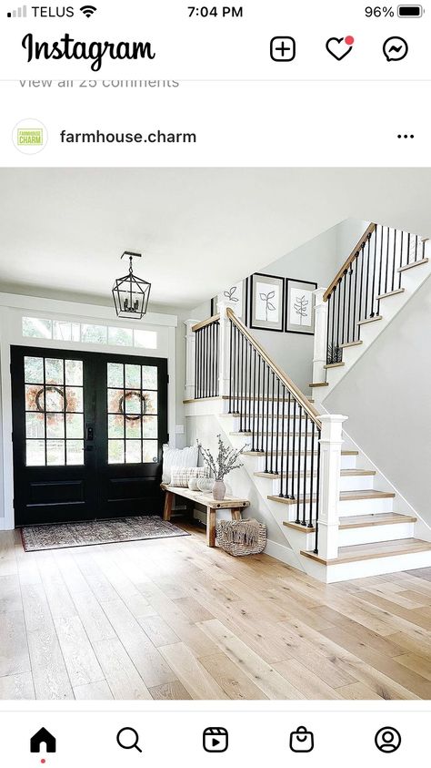 House Staircase, Staircase Remodel, Farmhouse Inspiration, Farmhouse Interior, House Stairs, Farmhouse Charm, Dream House Interior, Updating House, Dream House Plans