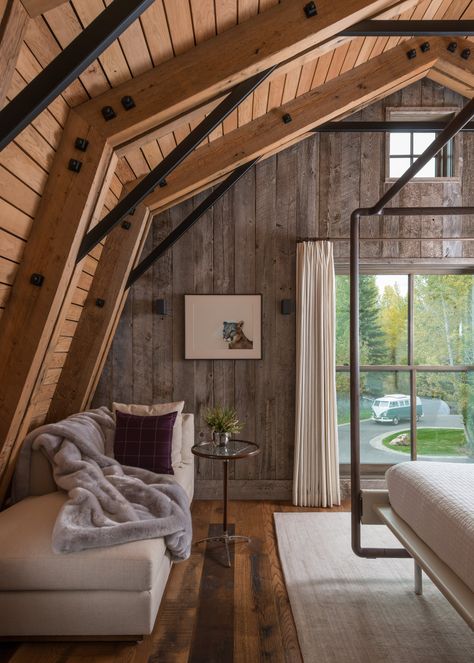 Dröm Hus Planer, Gambrel Barn, Barn House Interior, Barn Loft, Modern Appartement, Gambrel Roof, Barn Renovation, Converted Barn, Barn Conversion