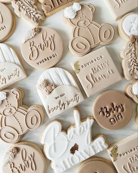 Bearly Wait Baby Shower Cookies, Cookies Gender Reveal, Gender Reveal Cookies Ideas, Teddy Bear Baby Shower Sugar Cookies, Gender Reveal Cookies Neutral, Boho Teddy Bear Cookies, Baby Shower Biscuits, Fancy Baby Shower, Gender Reveal Party Favors