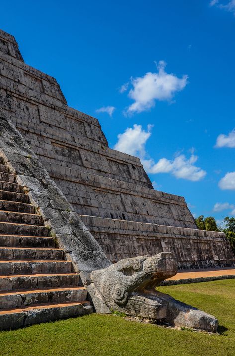 7 Wonders Of The World, Chichen Itza Mexico, Ancient Mexico, Chris Taylor, Maya Civilization, 7 Wonders, Mayan Art, Ancient Mayan, Aztec Art