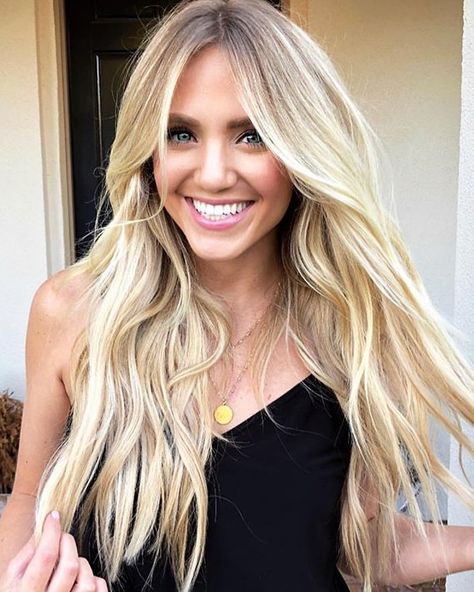 Savannah Labrant Savannah Labrant Hair, Savanna Labrant, Savannah Soutas, Savannah Chrisley, Savannah Labrant, Sav Labrant, Easy Professional Hairstyles, Savannah Rose, Hairstyles List