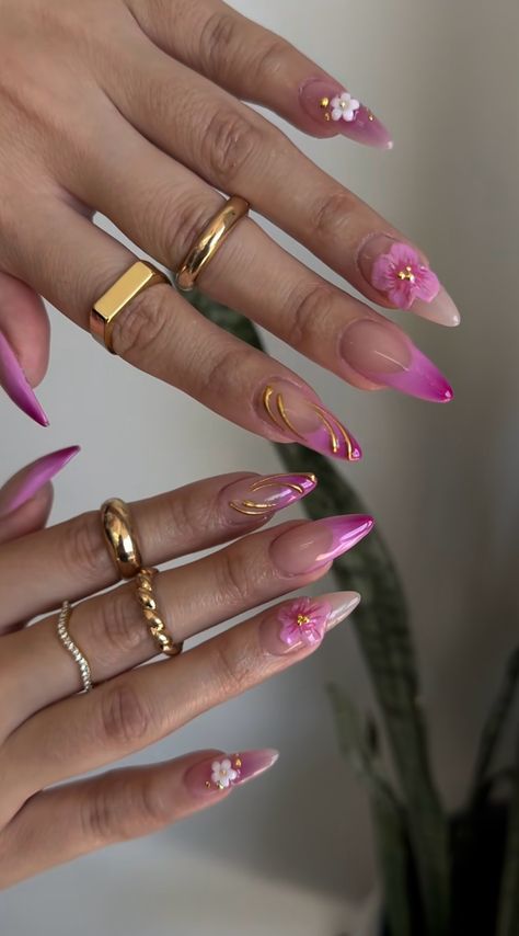 Stylish Acrylic Nails, Trendy Acrylic Nails, Trendy Almond Nails, Ongles Bling Bling, Almond Gel Nails, Colourful Nails, Girly Acrylic, Spring Acrylic Nails, Romantic Nails