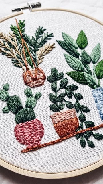 Brick Stitch Tutorial, Embroidered Cactus, Couching Stitch, Wedding Cross Stitch Patterns, Embroidery Hoop Wall Art, Embroidery Download, Contemporary Embroidery, Stitch Tutorial, Hand Embroidery Kit