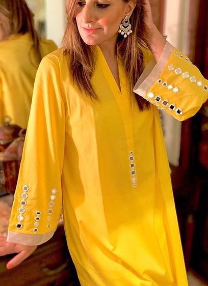 Yellow Mirror Work Kurti, Mirar Work Kurti, Sheesha Embroidery, Stylish Kurtis Design, Simple Kurta Designs, Trendy Shirt Designs, Kurti Designs Latest, Long Kurti Designs, Kurta Neck Design