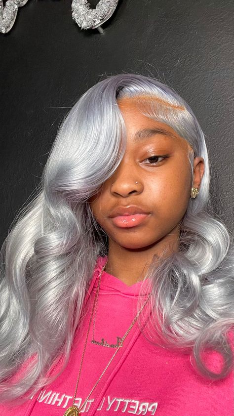 Cute Hairstyles Lace Frontal, Colored Wigs On Light Skin Women, 613 Wig Hairstyles, Walking Aesthetic, Birthday 21, Hair Styles Ideas, Shaggy Bob Haircut, Bob Haircut Ideas, Senior Stuff