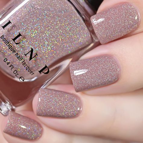 Toes Nails, Vegas Nails, Nagellack Trends, Holographic Nail Polish, Trendy Nail, Holographic Nails, Manicure Y Pedicure, روتين العناية بالبشرة, Chic Nails