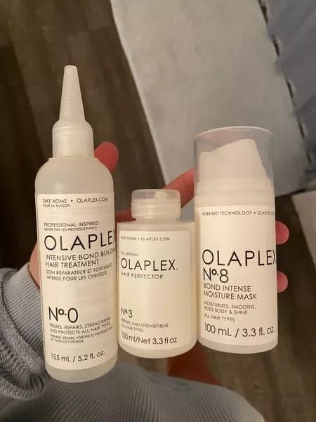 BENEFITS Repairs damaged hair and broken bonds with olaplex Olaplex Hair Mask, Hair Mask Aesthetic, Rid Of Frizzy Hair, Tiffany Key Necklace, Olaplex No 3, Broken Bonds, Tiffany Key, Blonde Ends, Mask Aesthetic