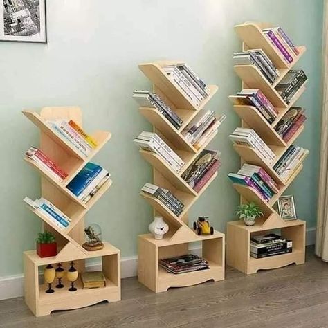 Diy Bookshelf Design, Creative Bookshelves, Woodworking Blueprints, Home Decor Shelves, Wood Interior Design, Seni Dan Kraf, Home Library Design, Wooden Wall Shelves, Bookshelf Design