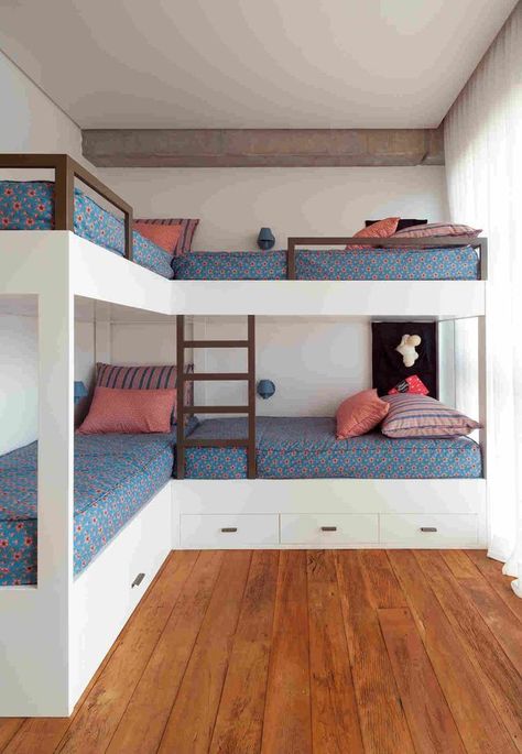 Brazilian Home, Bunk Room Ideas, Bunk Bed Rooms, Diy Bunk Bed, Bunk Beds Built In, Built In Bunks, Bunk Rooms, Bunk Bed Designs, Small Room Design