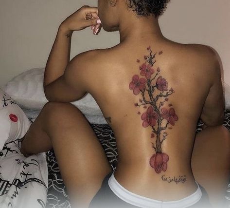 Chest Tattoo Ideas, Hand Tattoos For Girls, Cute Hand Tattoos, Tattoo Aesthetic, Sharpie Tattoos, Clever Tattoos, Black Girls With Tattoos, Silhouette Tattoos, Writing Tattoos