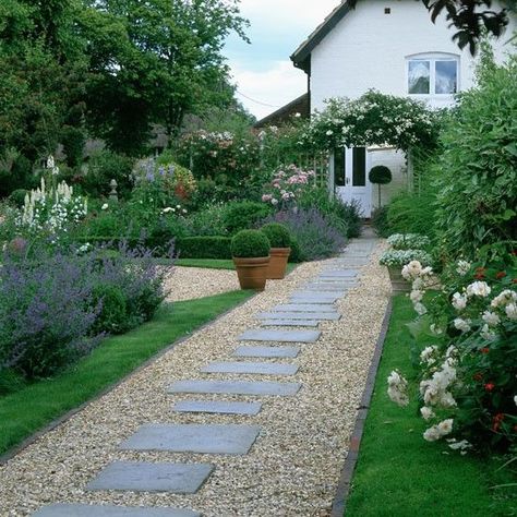 Clear foliage from paths to stop slugs sheltering underneath. Garden Design Ideas Uk, Garden Ideas Uk, Pathway Landscaping, Front Gardens, Walkways Paths, Garden Stepping Stones, Gravel Garden, Garden Walkway, Garden Wallpaper