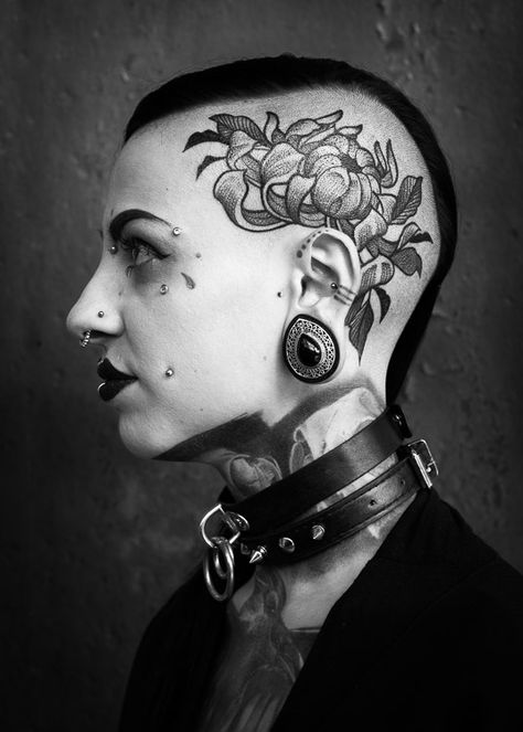 Feminine Head Tattoo, Head Tattoos Women Side, Scalp Tattoo Women, Head Tattoos Women, Side Head Tattoo, Side Of Head Tattoo, Undercut Tattoos, Corset Tattoo, Hairline Tattoos