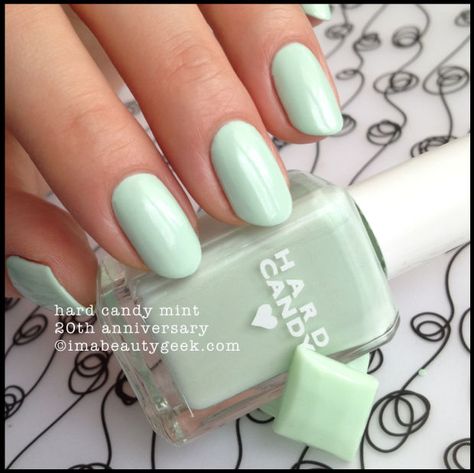 Hard Candy 'Mint' - 20th Anniversary Collection 2015 Solid Gel Nail Color Ideas Summer, March Nail Colors, Bling Manicure, Color Manicure, Gel Manicure Colors, Spring Manicure, Holiday Manicure, Short Nail Manicure, Mint Nails