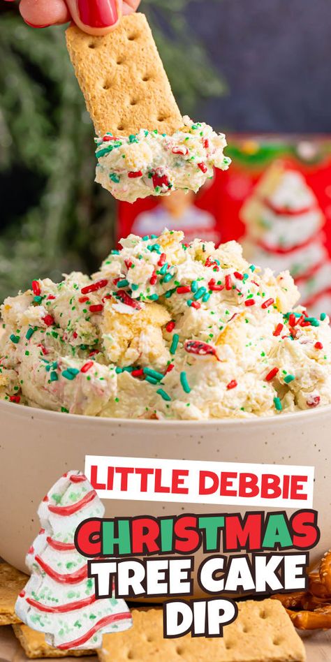 Christmas tree themed cake dip Little Debbie Christmas Tree Cake Dip With Cream Cheese, Lil Debbie Christmas Tree Cake Dip, Christmas Tree Cake Recipe Ideas, Zebra Cake Dip, Best Holiday Dips, Little Debbie Christmas Tree Recipes, Little Debbie Desserts, Easy Christmas Dessert Recipes No Bake, Christmas Dessert Recipes Baking Easy