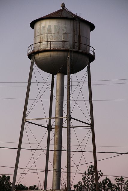 old water tower Water Tower Photography, Water Tower Aesthetic, Water Tower Drawing, Water City, Bridge City, Water Towers, Water Company, Water Tanks, Architecture Concept Drawings