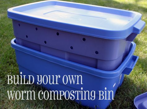 Step-by-step worm compost bin in a tub. Compost Garden, Worm Composting Bin, Composting Ideas, Gardening Knowledge, Composting Bin, Start Composting, Worm Farming, 4h Projects, Fishing Gadgets