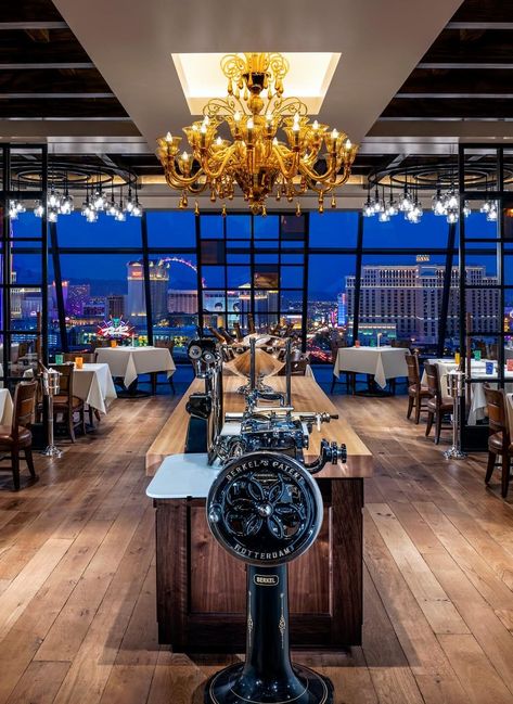 Vetri Cucina | Palms Resort Casino Birthday In Las Vegas, Beyond Paradise, Las Vegas Eats, Las Vegas Dining, Las Vegas Itinerary, Restaurants In Las Vegas, Lakeside Restaurant, Las Vegas Food, Top 10 Restaurants