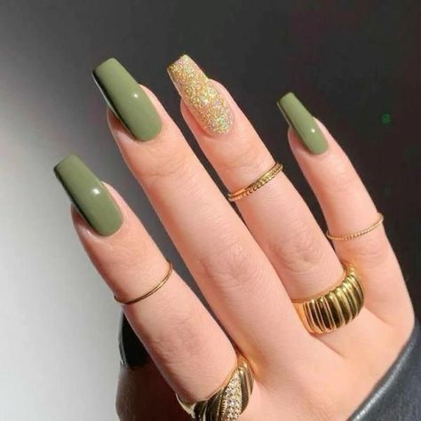 Olive Nails, Green Acrylic Nails, Nagellack Trends, Green Nail Designs, Green Nail, Glow Nails, Nail Swag, Acrylic Nails Coffin Short, Naha