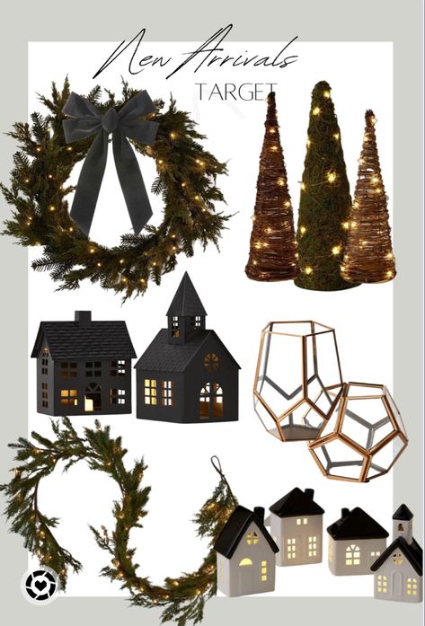 Black And Beige Christmas Decor, Black Gold Green Christmas Decor, Dark Forest Christmas Decor, Vintage Moody Christmas, Dark Christmas Decor Ideas, Black Accent Christmas Decor, Black Cream And Green Christmas, Brown Black Christmas Decor, Dark And Moody Christmas Tree