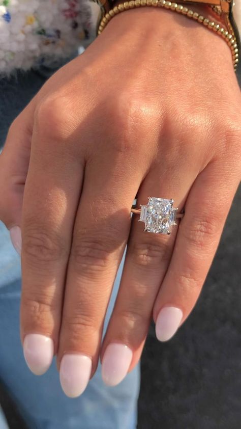 Most Expensive Diamond Ring, Most Expensive Diamond, Expensive Diamond Rings, Diamond Ring Designs, Ascot Diamonds, Engagement Diamond Ring, Big Engagement Rings, Expensive Diamond, Radiant Cut Engagement Rings