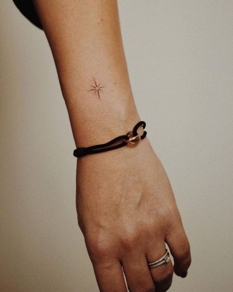 Northern Star Tattoo, North Star Tattoo, North Star Tattoos, Tattoo On The Wrist, Star Tattoo Meaning, Northern Star, Small Pretty Tattoos, Petite Tattoos, Star Tattoo