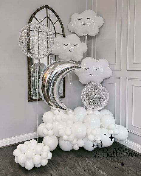 Welcome to a dreamy celebration! 🌙☁️ Our “Cloud & Moon” balloon setup is perfect for creating a magical and serene atmosphere for baby showers, birthdays, or welcome home events. Designed with adorable cloud balloons, a sparkling moon, and a cluster of fluffy white balloons, this setup is guaranteed to impress. 📍 Located in London 🚚 We deliver across the city! 💌 DM us to order your custom setup today! Add a touch of magic to your special day with Oballoons. 🥰🎈 #LondonBalloons #BalloonDe... Cloud Balloon Garland, Cloud 9 Baby Shower Theme, Cloud Theme Party, Balloon Arch Ideas, Cloud Balloons, Cloud Baby Shower Theme, Cloud Party, Moon Balloon, Cloud Theme