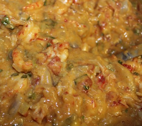 Etoufee Recipe, Crawfish Etoufee Recipe, Crawfish Dishes, Crawfish Etoufee, Louisiana Shrimp, Cajun Recipes Authentic, Louisiana Dishes, Etouffee Recipe, Shrimp Etouffee