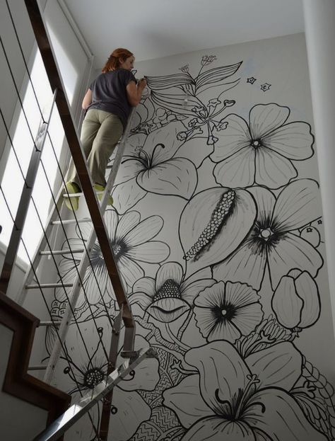 Flower Murals, نباتات منزلية, Diy Wall Painting, Stair Case, Wall Painting Decor, Diy Wall Art Decor, Wall Paint Designs, Design Del Prodotto, Mural Wall Art